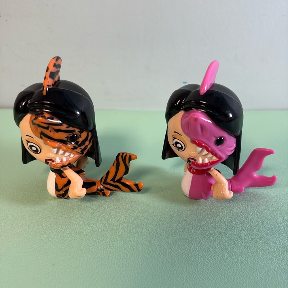 Bonkers Toys FGTeeV Lexiger Shark & Great White Lexi Action Figures, Figurine S3